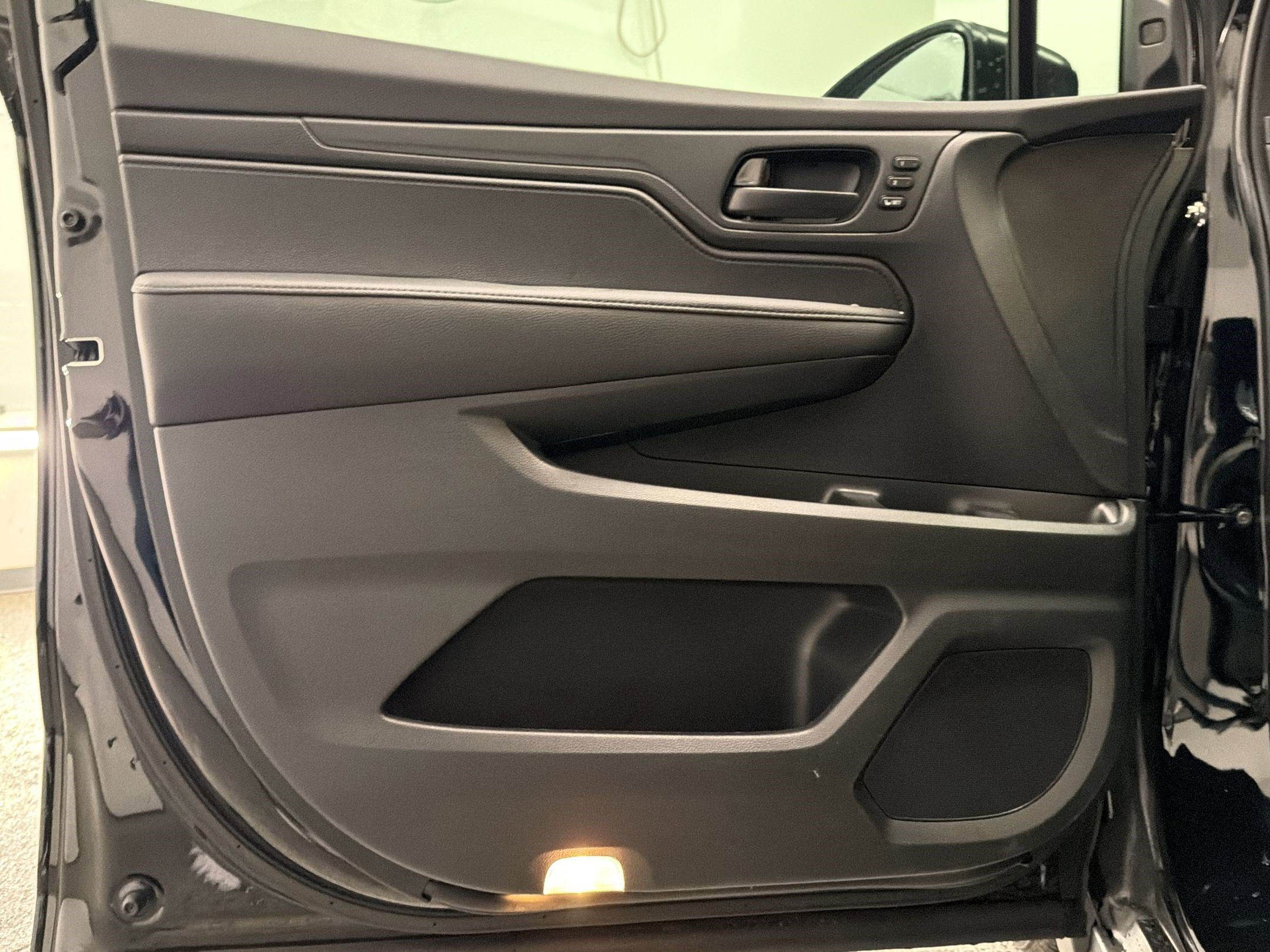 Used 2026 Honda Odyssey EX-L image 18