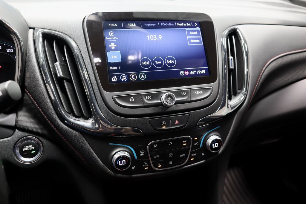 Used 2022 Chevrolet Equinox RS w/ Infotainment Package image 32