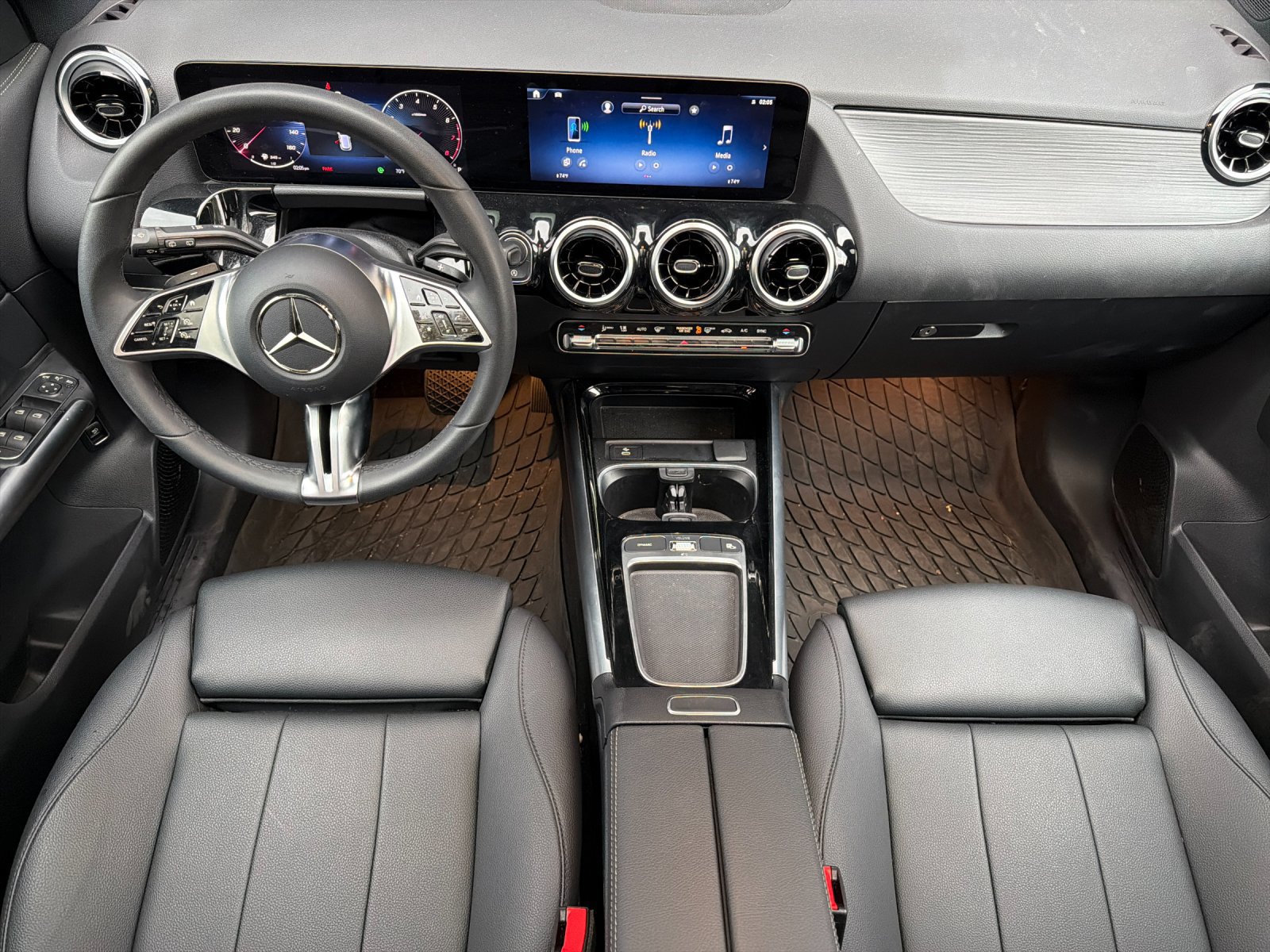 Used 2026 Mercedes-Benz GLA 250 image 10