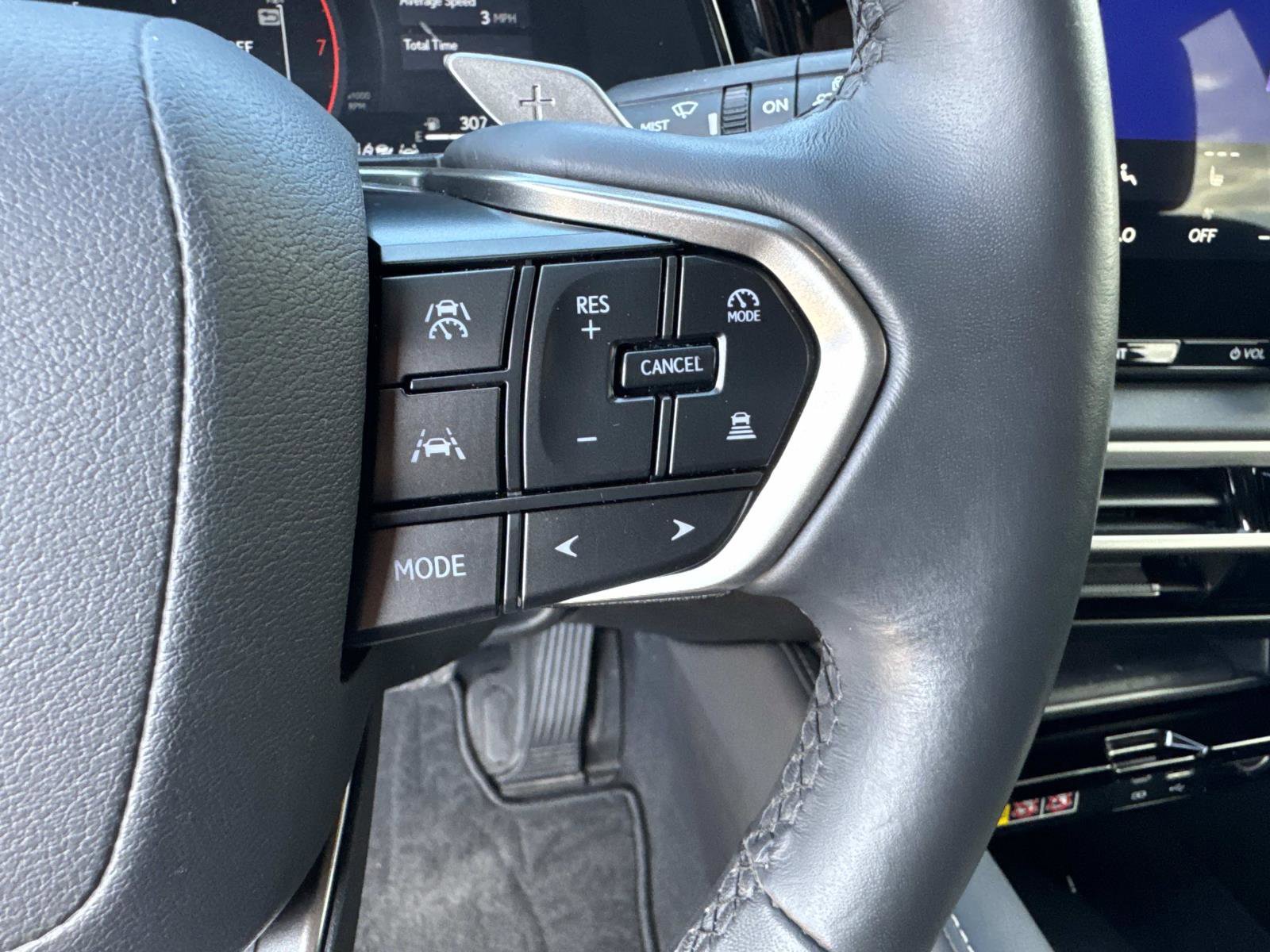 Certified 2025 Lexus RX 350 FWD image 29