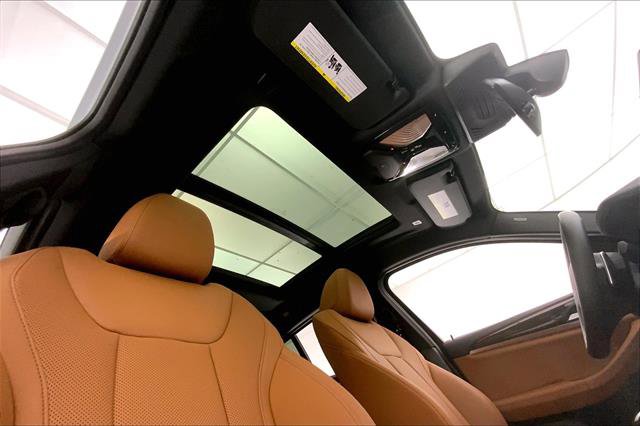 Certified 2024 BMW X4 M40i w/ Premium Package image 26
