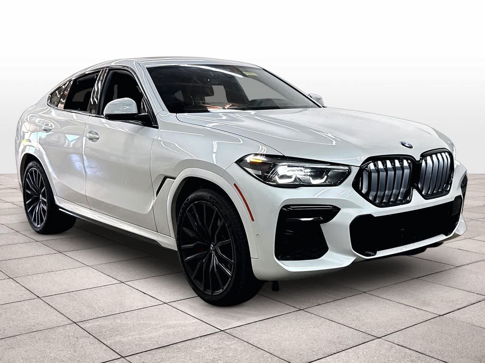 Used 2022 BMW X6 xDrive40i w/ M Sport Package AWD/4WD image 2