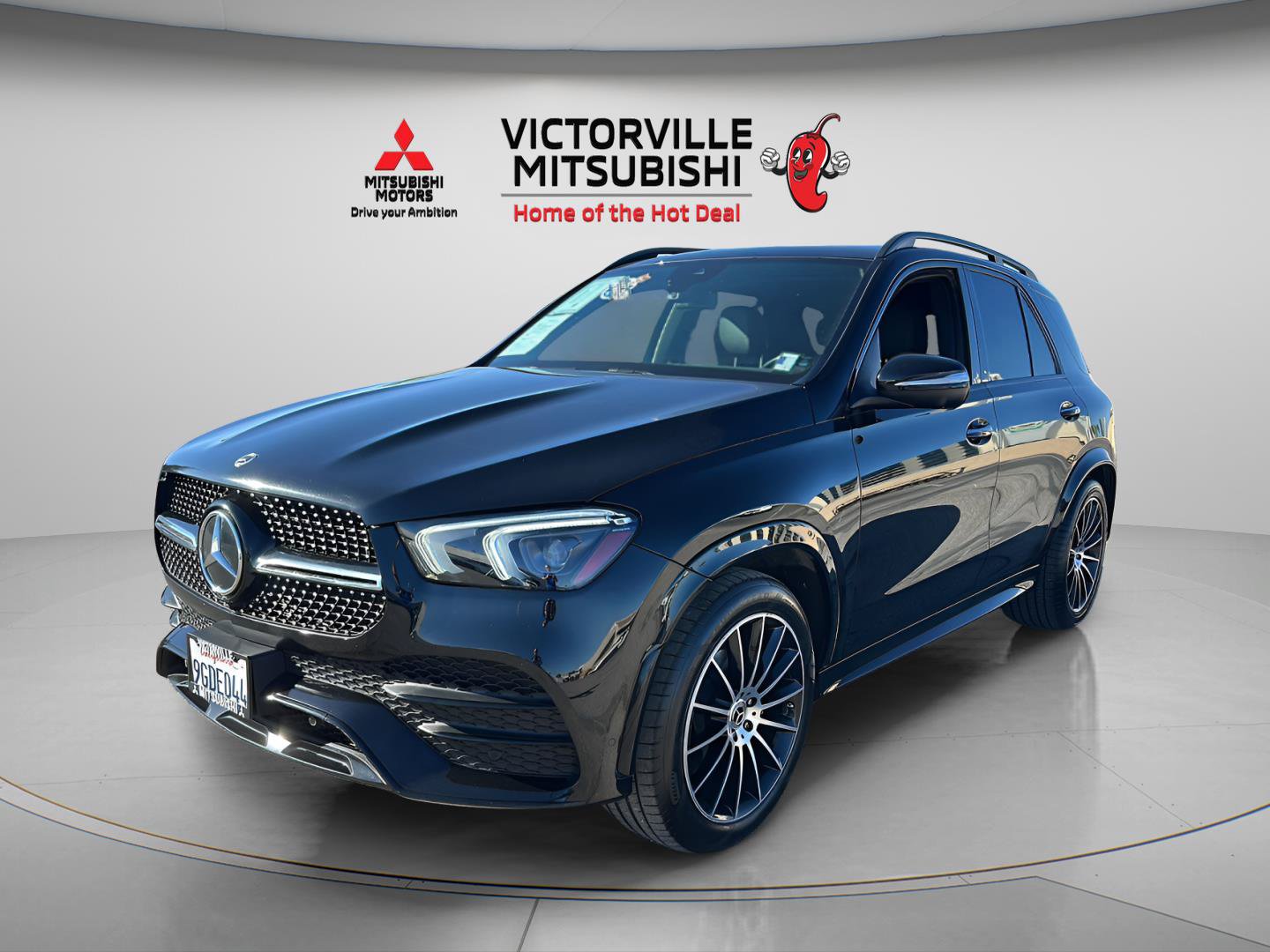 Used 2023 Mercedes-Benz GLE 350 w/ AMG Line Exterior image 5