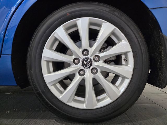 Used 2019 Toyota Camry LE image 24