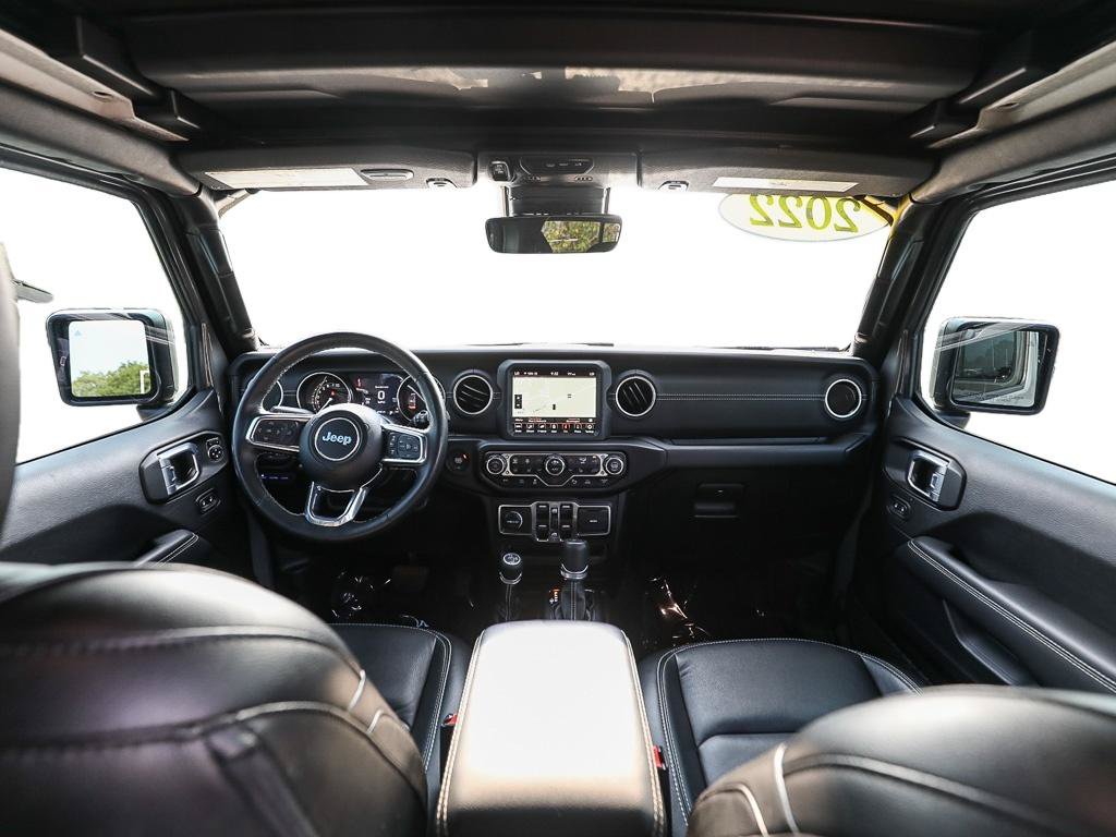 Used 2022 Jeep Wrangler Unlimited Sahara w/ Cold Weather Group AWD/4WD image 25