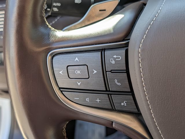 Used 2020 Lexus LS 500 w/ Interior Upgrade Package RWD image 24