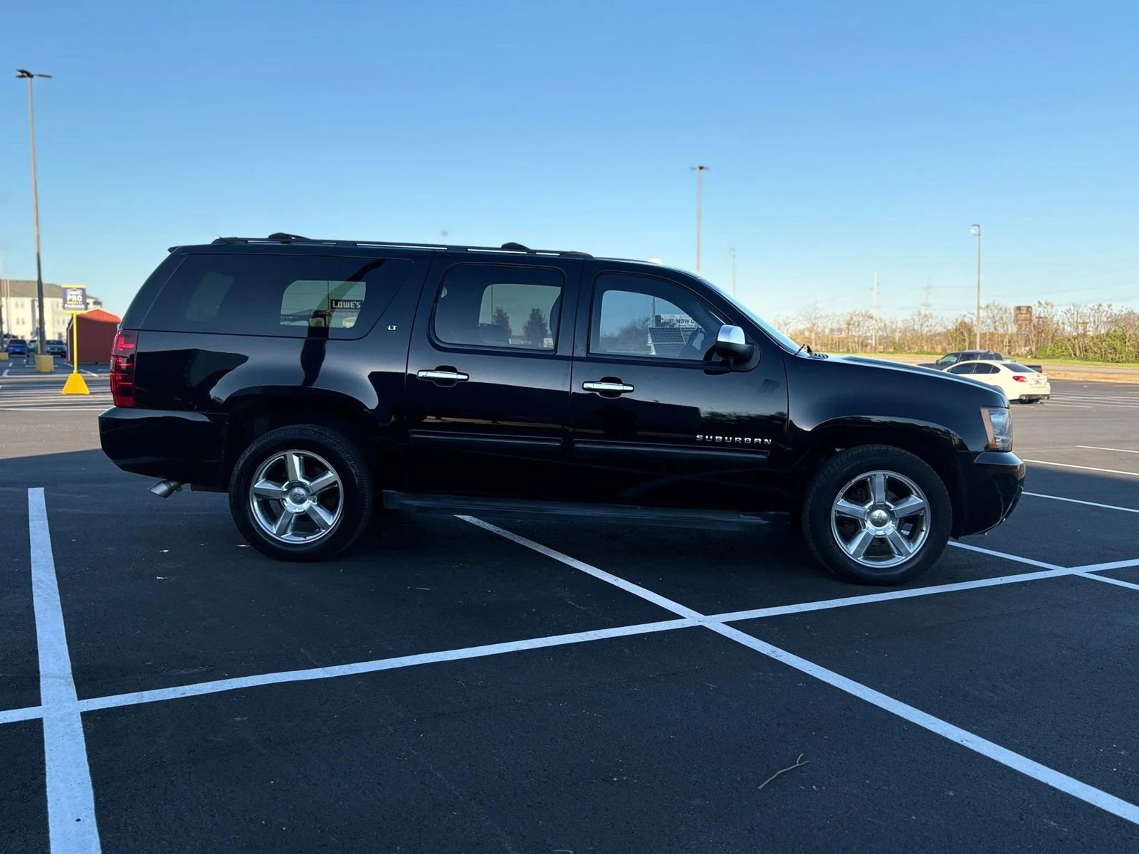 Used 2013 Chevrolet Suburban LT w/ All-Star Edition image 6