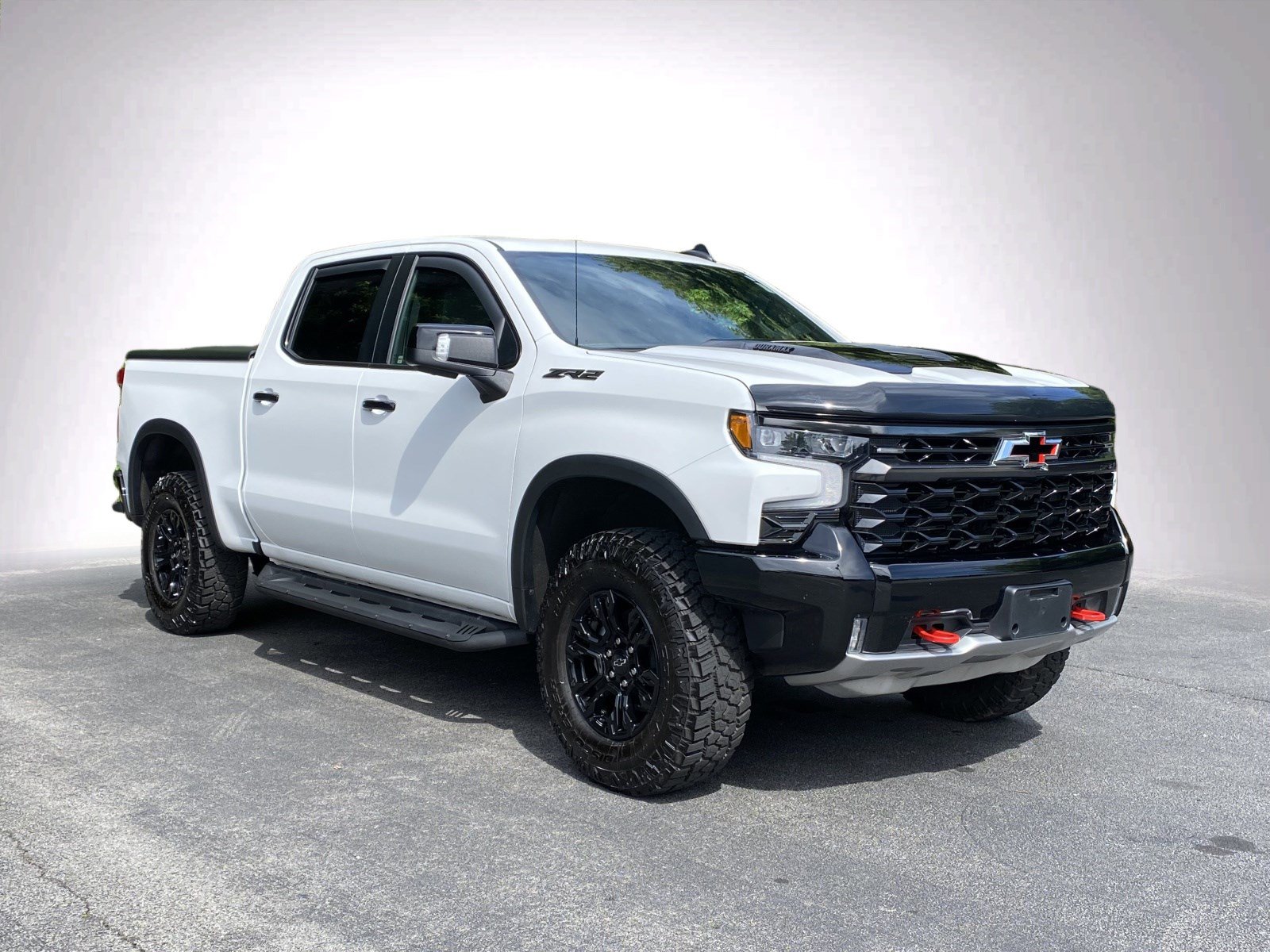 Used 2024 Chevrolet Silverado 1500 ZR2 w/ Technology Package AWD/4WD video 2