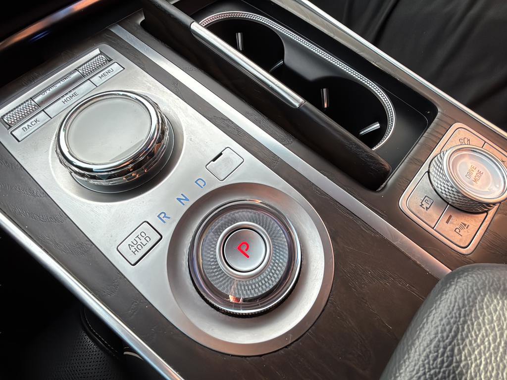 Used 2023 Genesis GV80 2.5T w/ Prestige 20" Package image 34