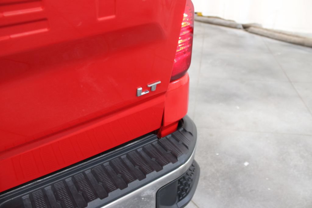 Used 2025 Chevrolet Silverado 1500 LT AWD/4WD image 28