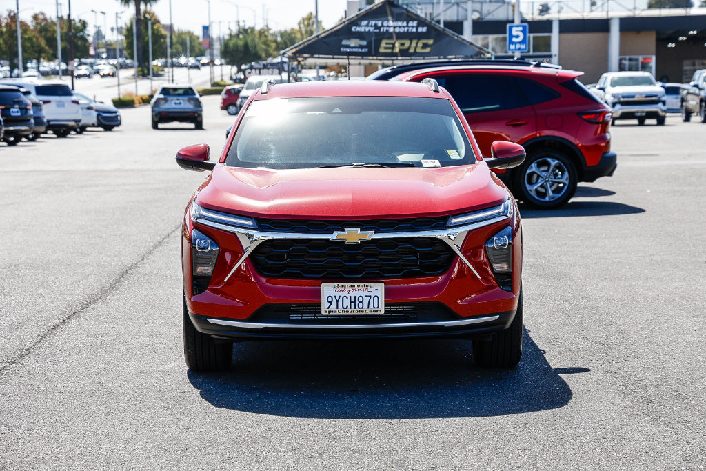 Used 2026 Chevrolet Trax LT w/ LT Convenience Package FWD image 6