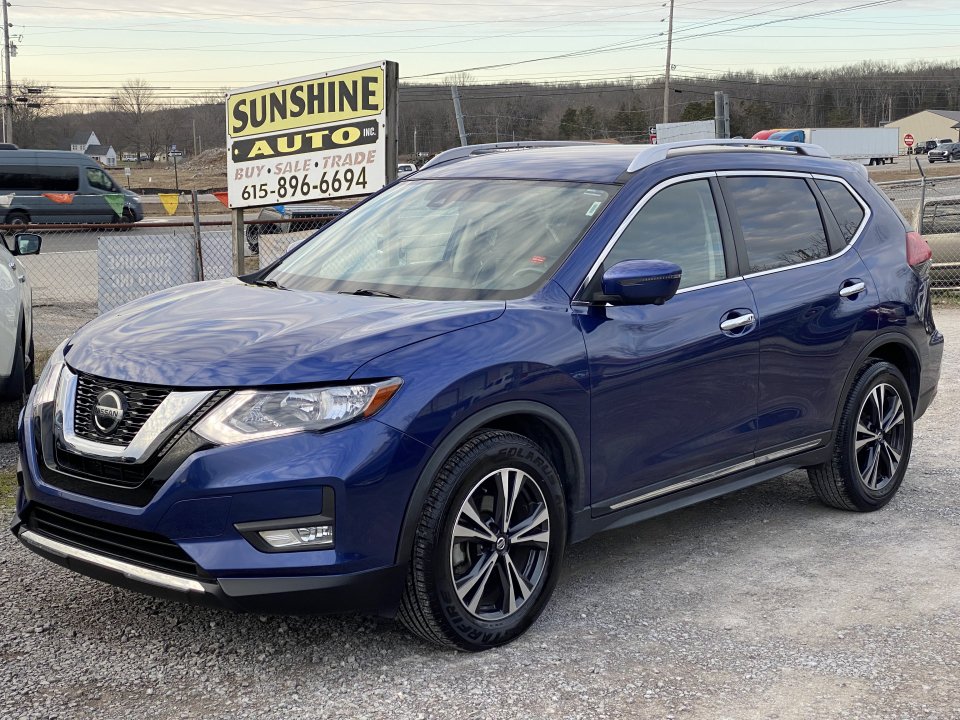 Used 2018 Nissan Rogue SL FWD image 2