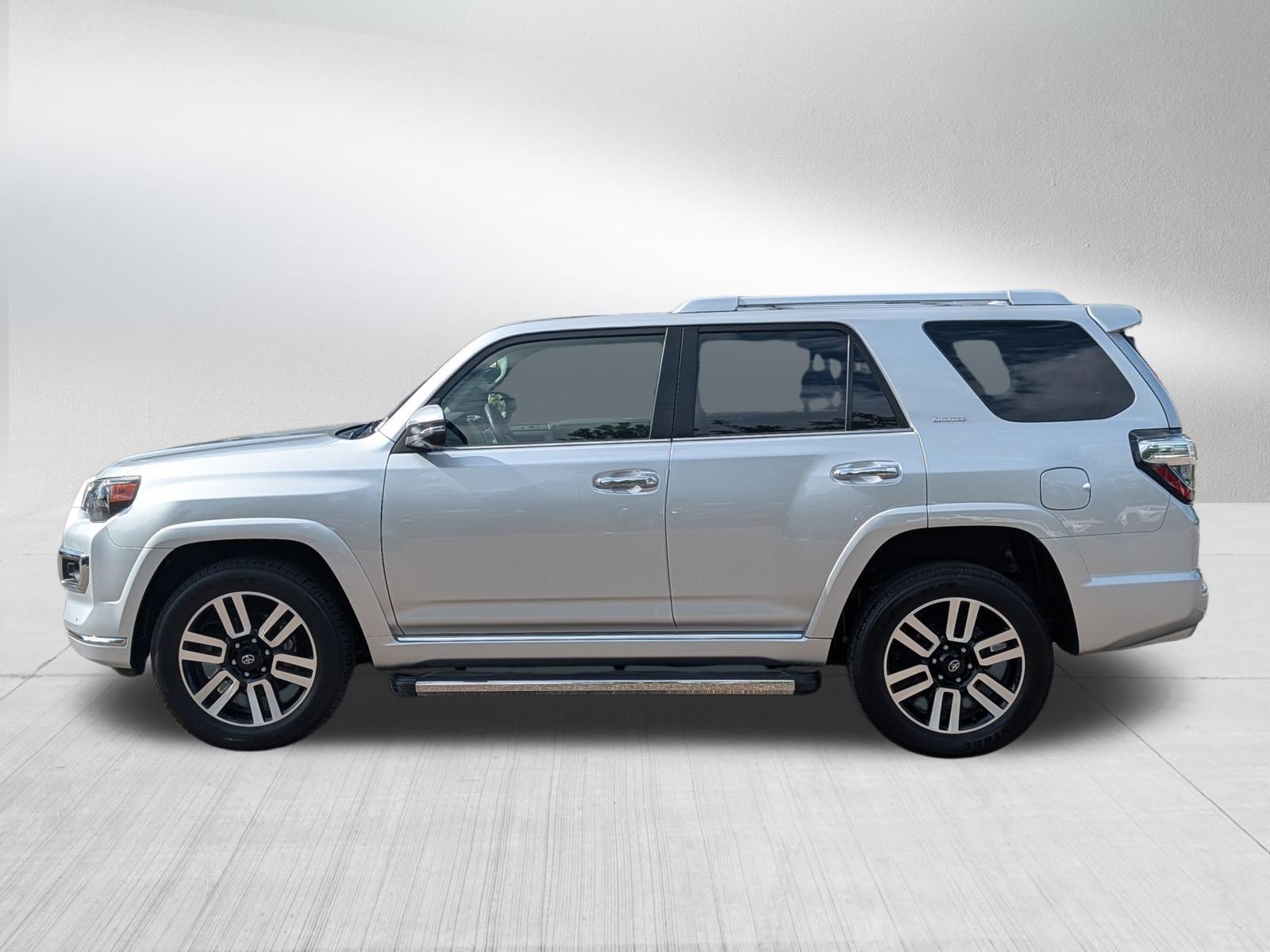Certified 2023 Toyota 4Runner Limited AWD/4WD image 4