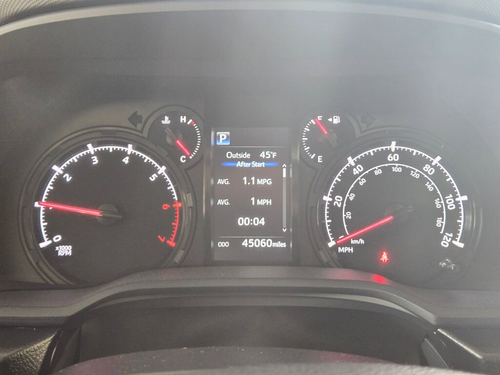 Used 2024 Toyota 4Runner SR5 Premium w/ Moonroof Package image 14