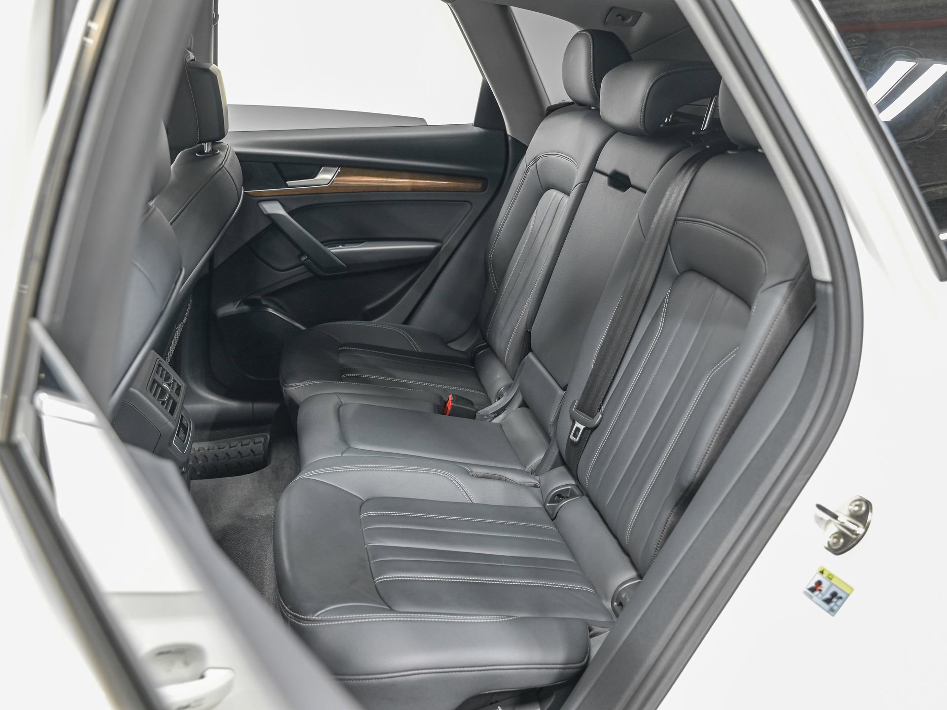 Used 2021 Audi Q5 2.0T Premium w/ Convenience Package image 28