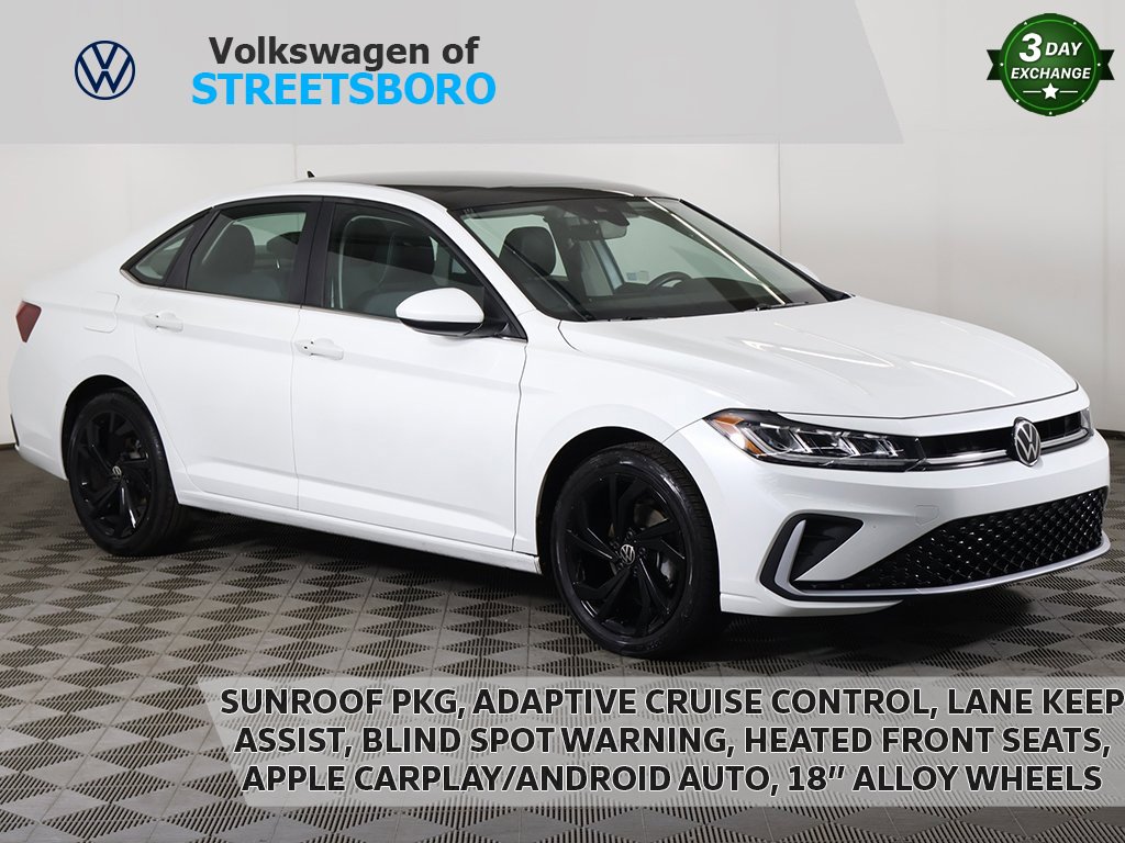 Certified 2025 Volkswagen Jetta SE