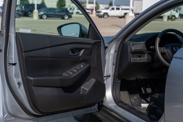 Certified 2025 Honda Accord LX image 20