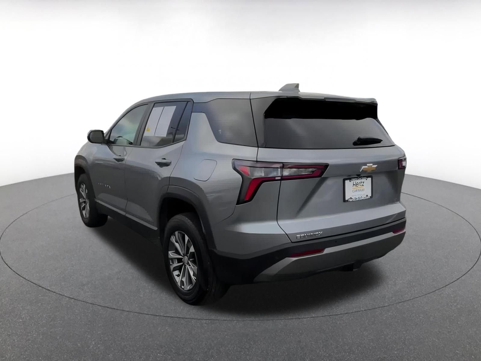 Used 2025 Chevrolet Equinox LT image 11