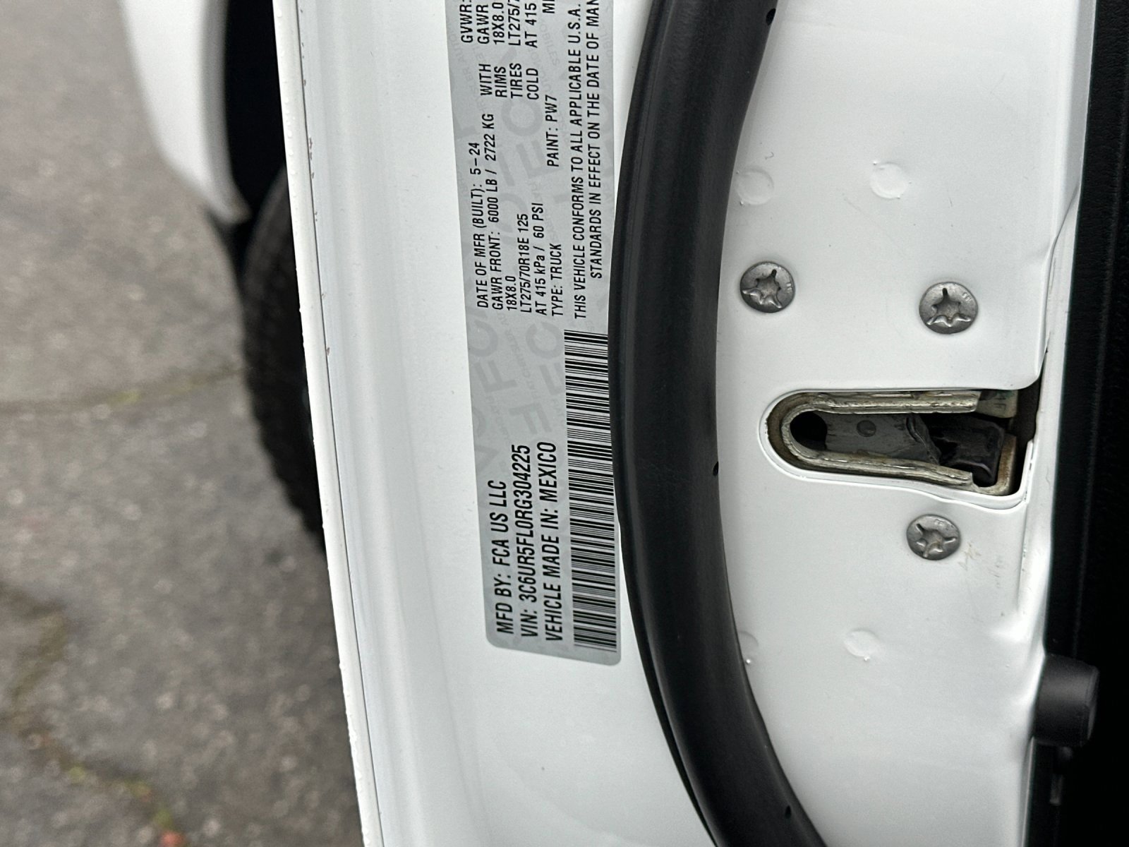 Used 2024 RAM 2500 Laramie image 29