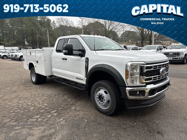 New 2026 Ford F450 XL w/ XL Chrome Package image 2