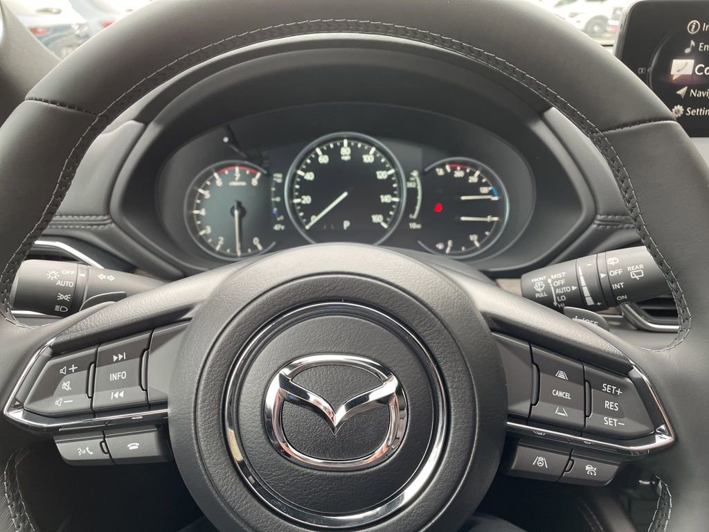 New 2025 MAZDA CX-5 Signature image 19