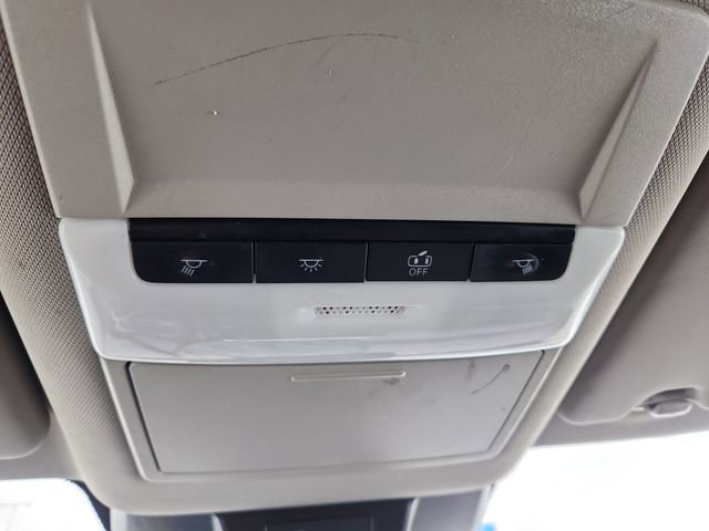 Used 2023 Nissan Rogue S image 42