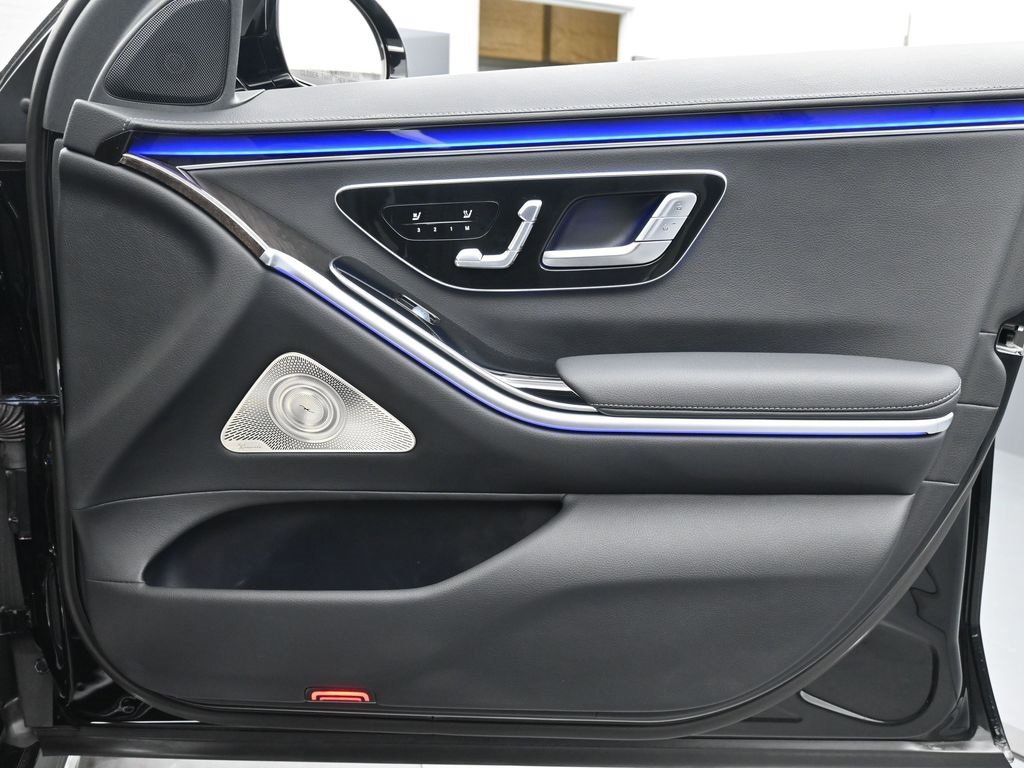 Used 2023 Mercedes-Benz S 580 4MATIC Sedan image 23