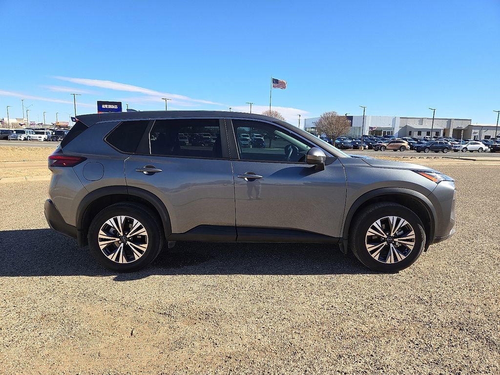 Used 2023 Nissan Rogue SV image 6