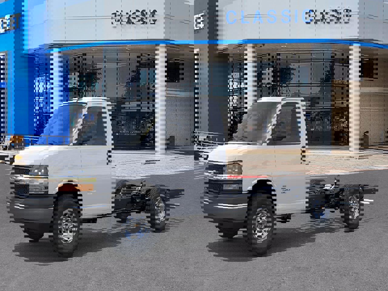 New 2025 Chevrolet Express 3500 w/ Power Convenience Package image 2