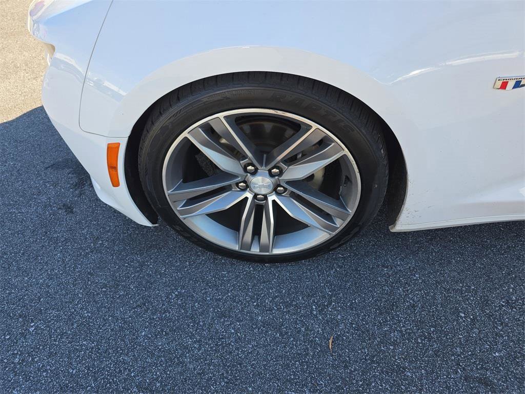 Used 2017 Chevrolet Camaro LT w/ RS Package image 11