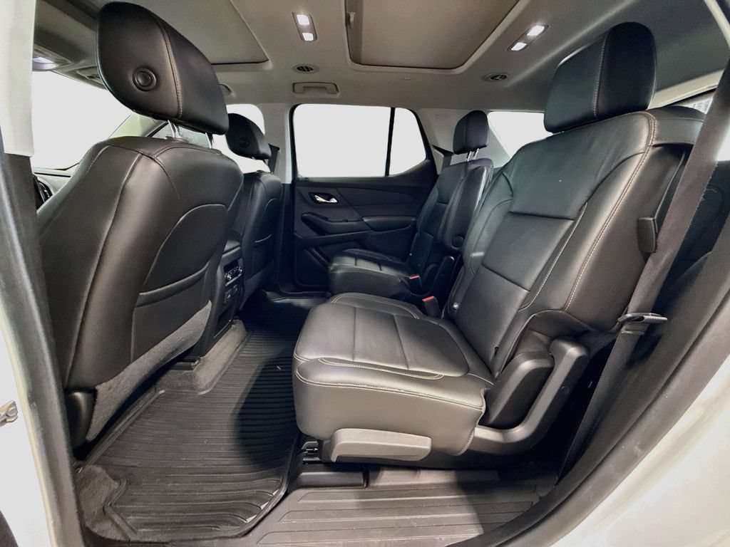 Used 2019 Chevrolet Traverse RS AWD/4WD image 27