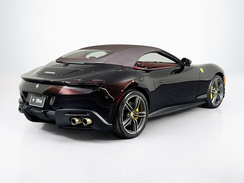 Used 2026 Ferrari Roma Spider RWD image 9