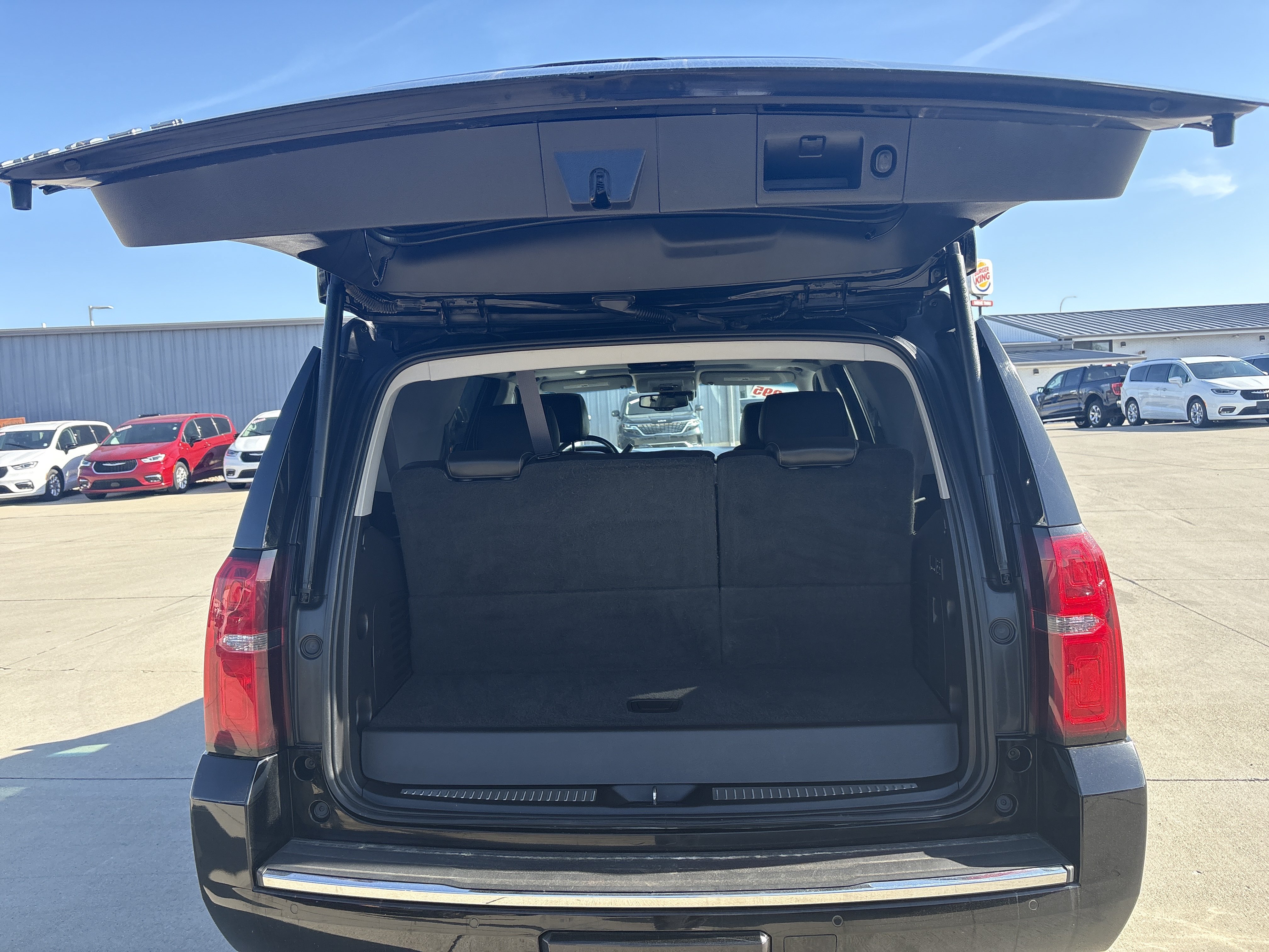 Used 2015 Chevrolet Tahoe LTZ AWD/4WD image 8