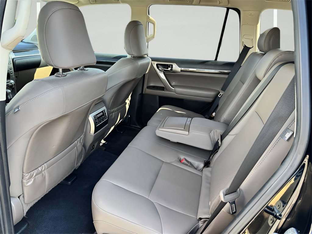 Used 2020 Lexus GX 460 Premium image 36