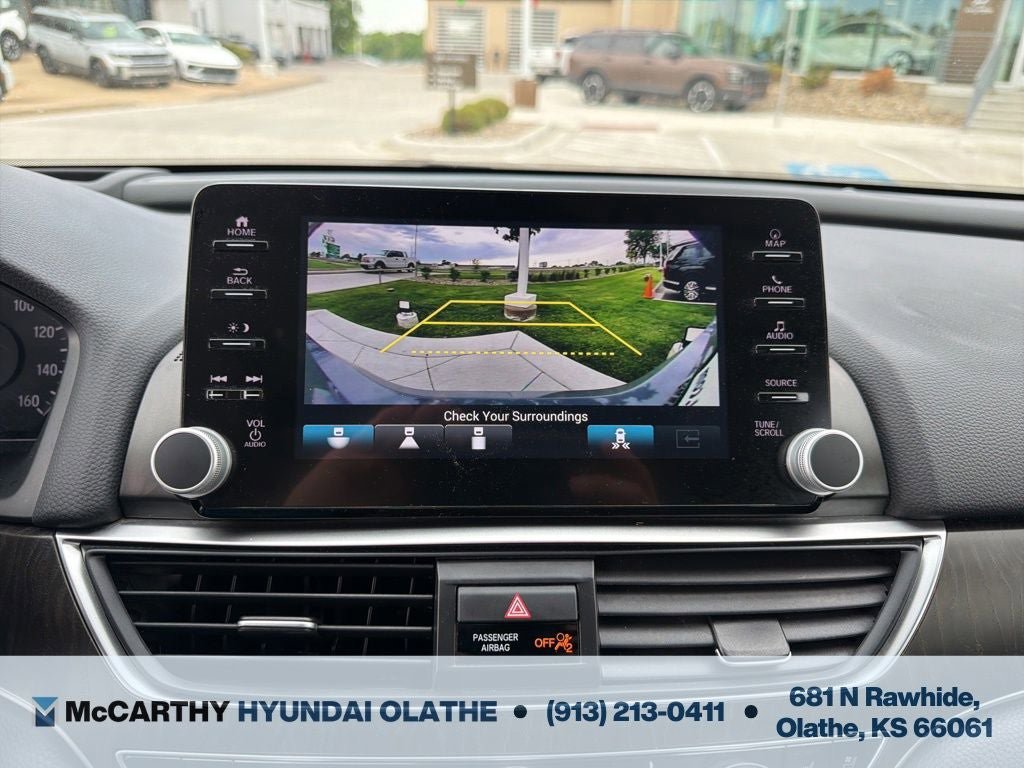 Used 2022 Honda Accord Touring image 10