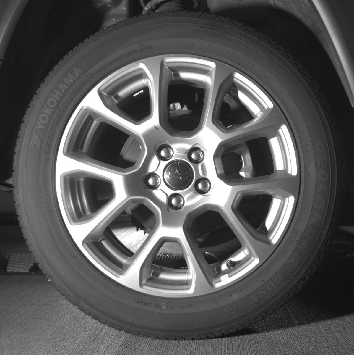 Used 2025 Jeep Compass Limited image 15