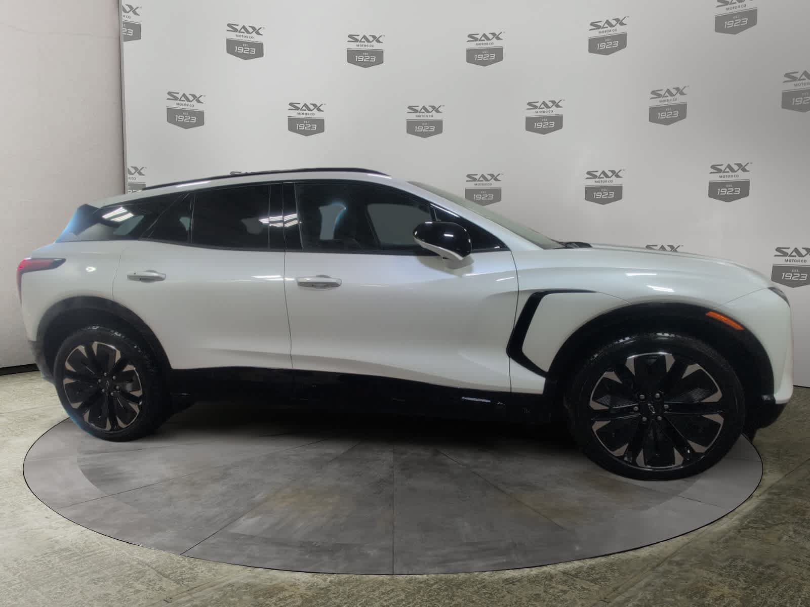 Used 2024 Chevrolet Blazer EV RS AWD/4WD image 6
