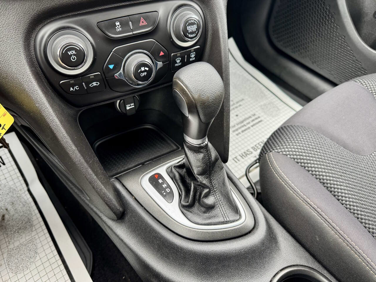 Used 2014 Dodge Dart SXT image 21