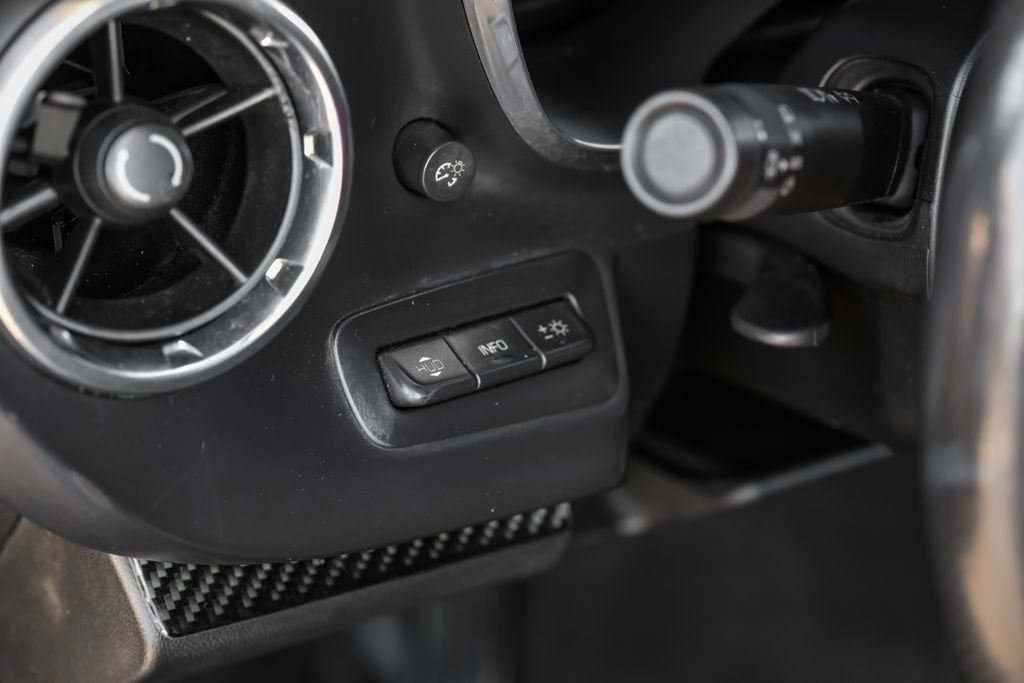 Used 2016 Chevrolet Camaro SS image 28