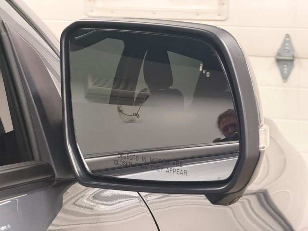 Used 2025 Ford Ranger Lariat w/ Trailer Tow Package image 26