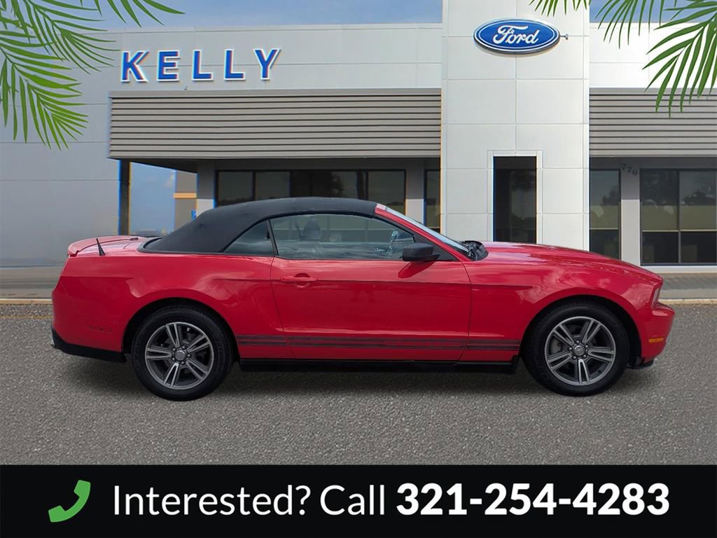 Used 2010 Ford Mustang Convertible RWD image 5