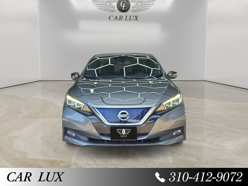 Used 2020 Nissan Leaf SV w/ SV Technology Package FWD image 8