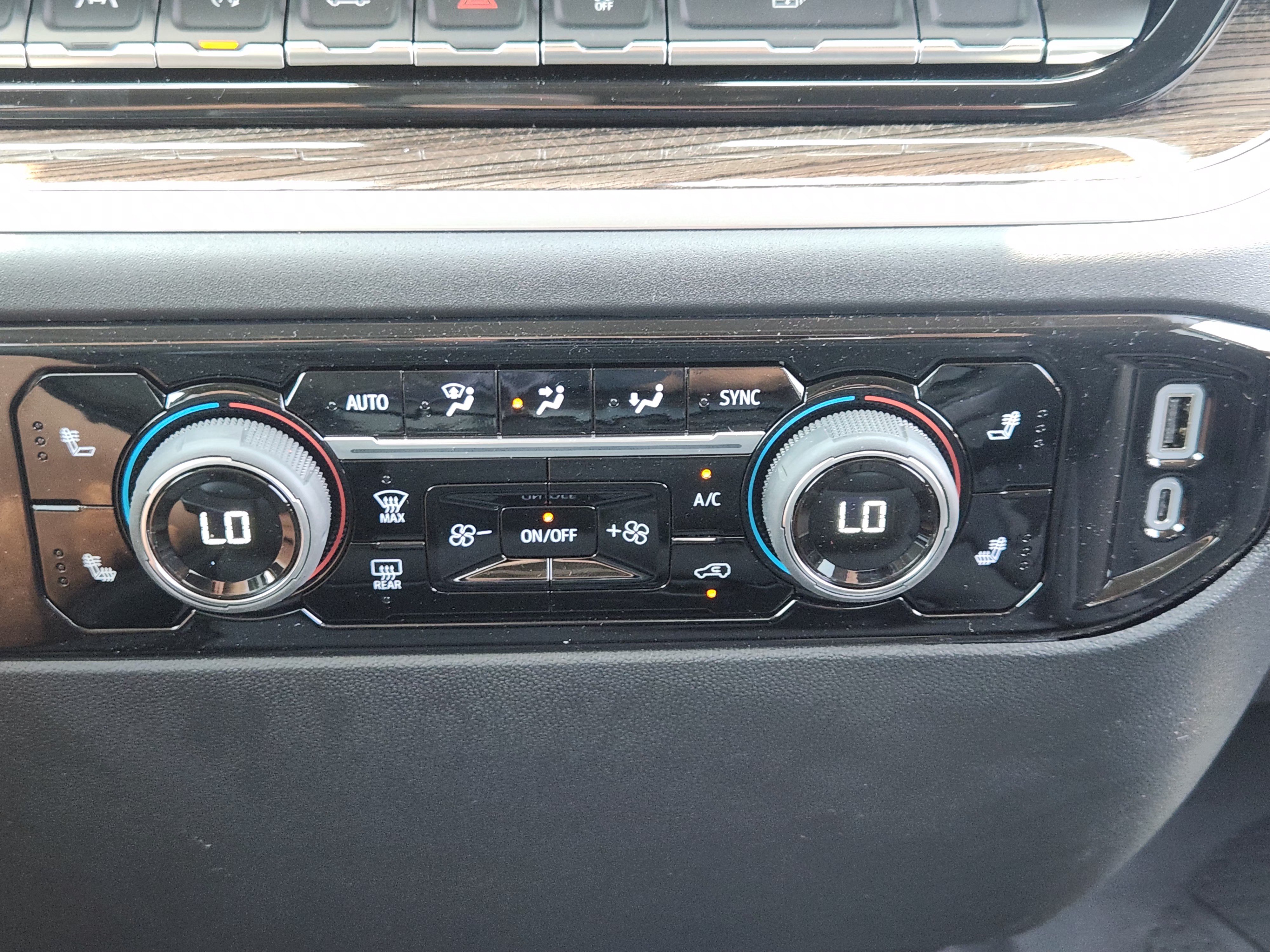 New 2026 Chevrolet Silverado 1500 RST RWD image 14