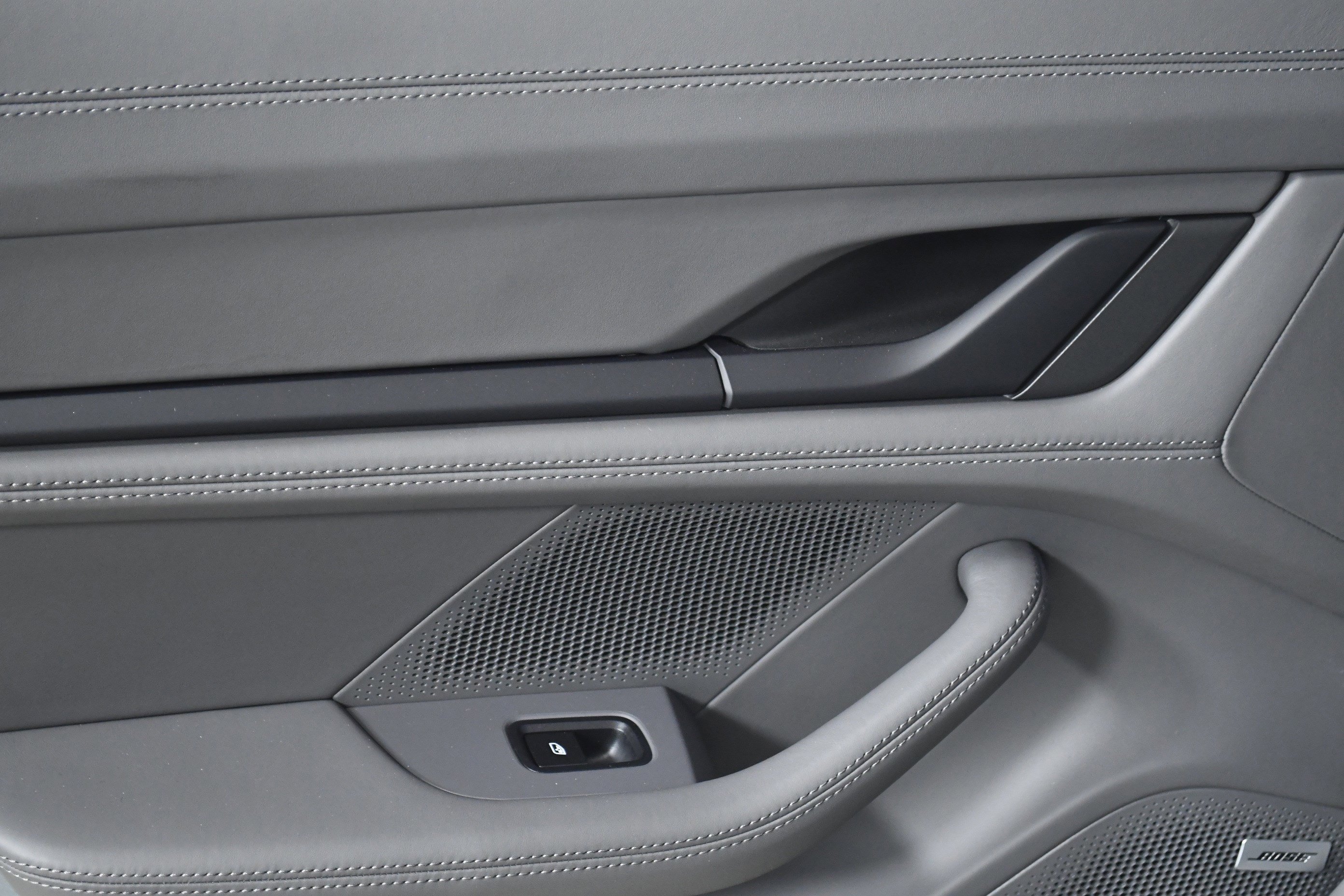 Used 2022 Porsche Taycan GTS w/ Premium Package (P6U) image 23