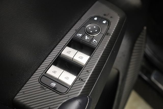 Used 2023 Mitsubishi Outlander SE image 18