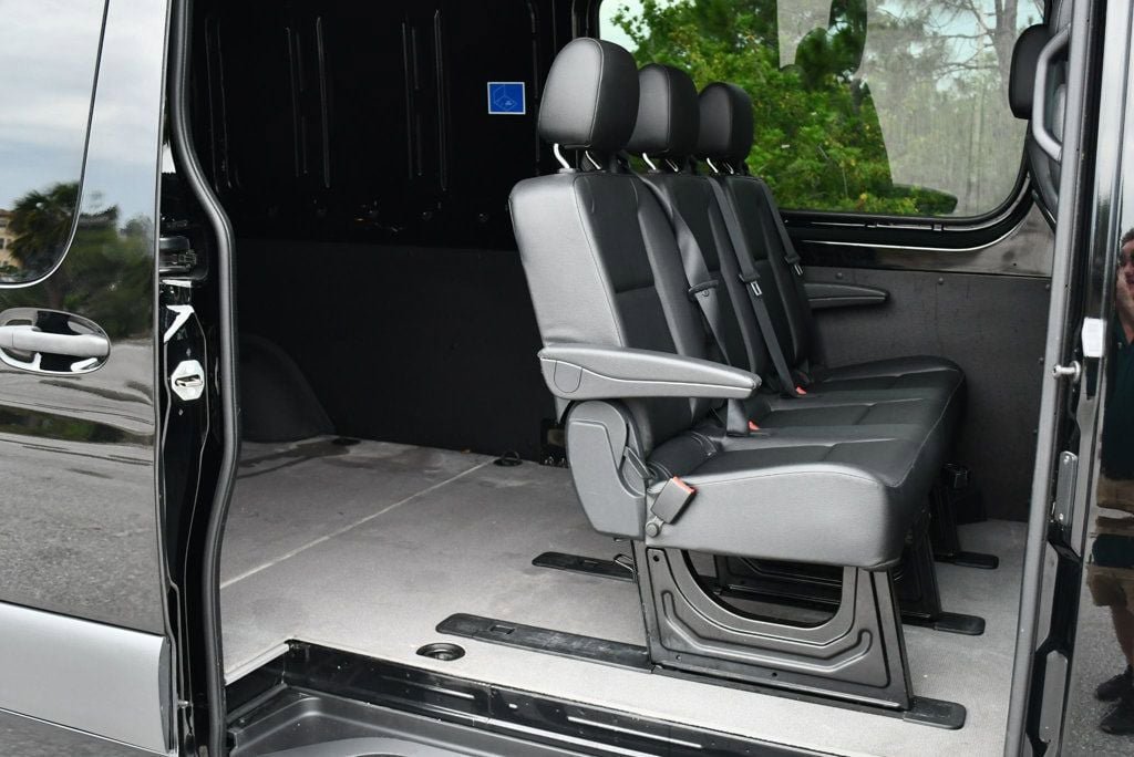 Used 2024 Mercedes-Benz Sprinter 2500 image 19