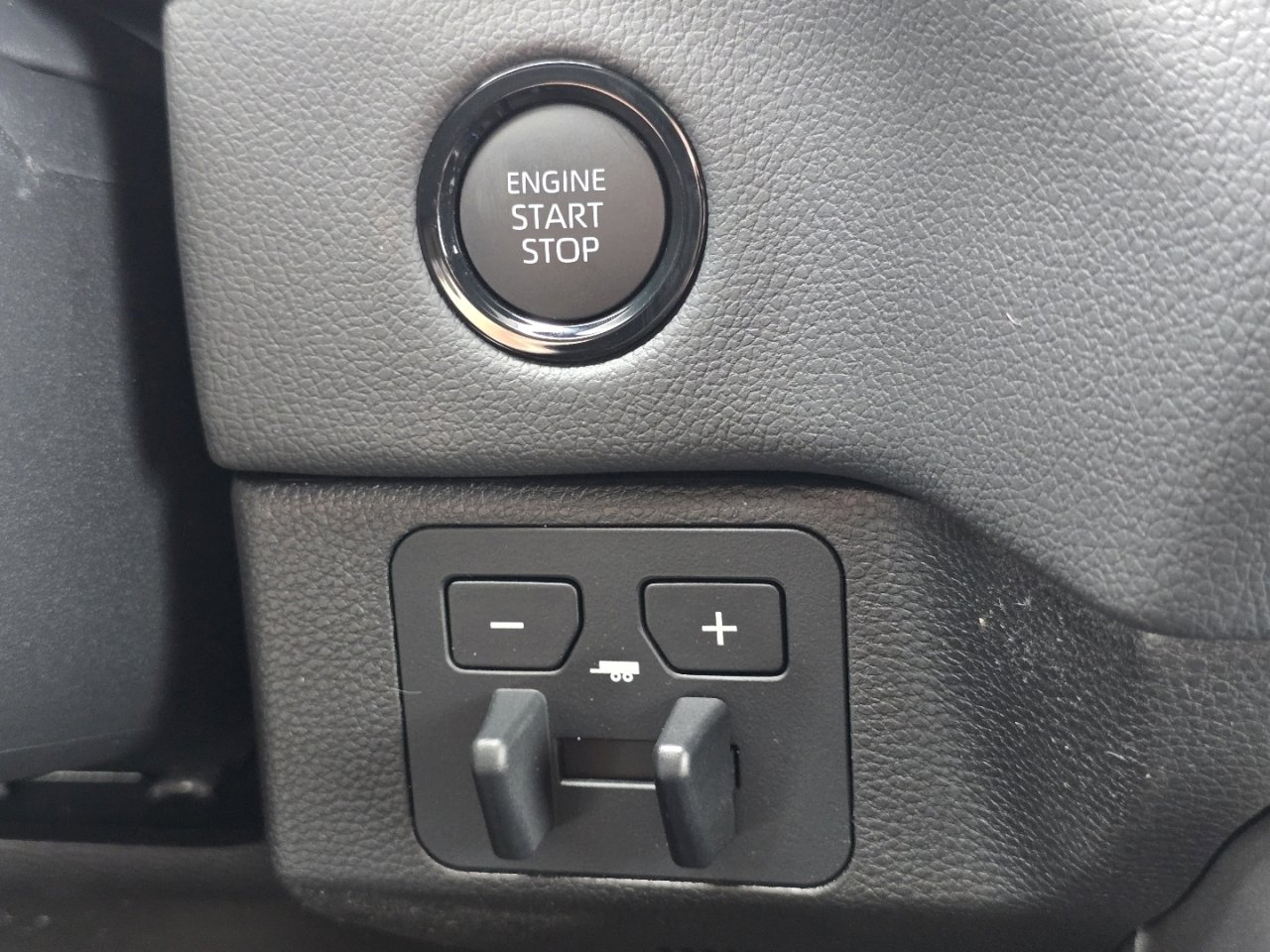 New 2026 Toyota Tundra Limited image 7