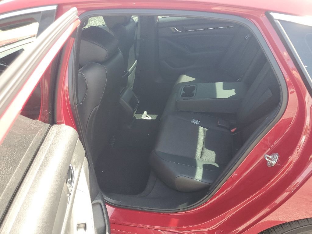 Used 2019 Honda Accord Sport image 11