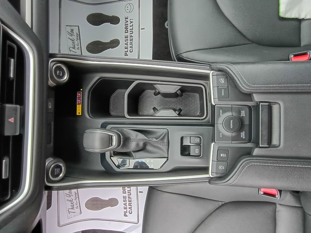 Used 2025 Toyota Grand Highlander AWD image 15