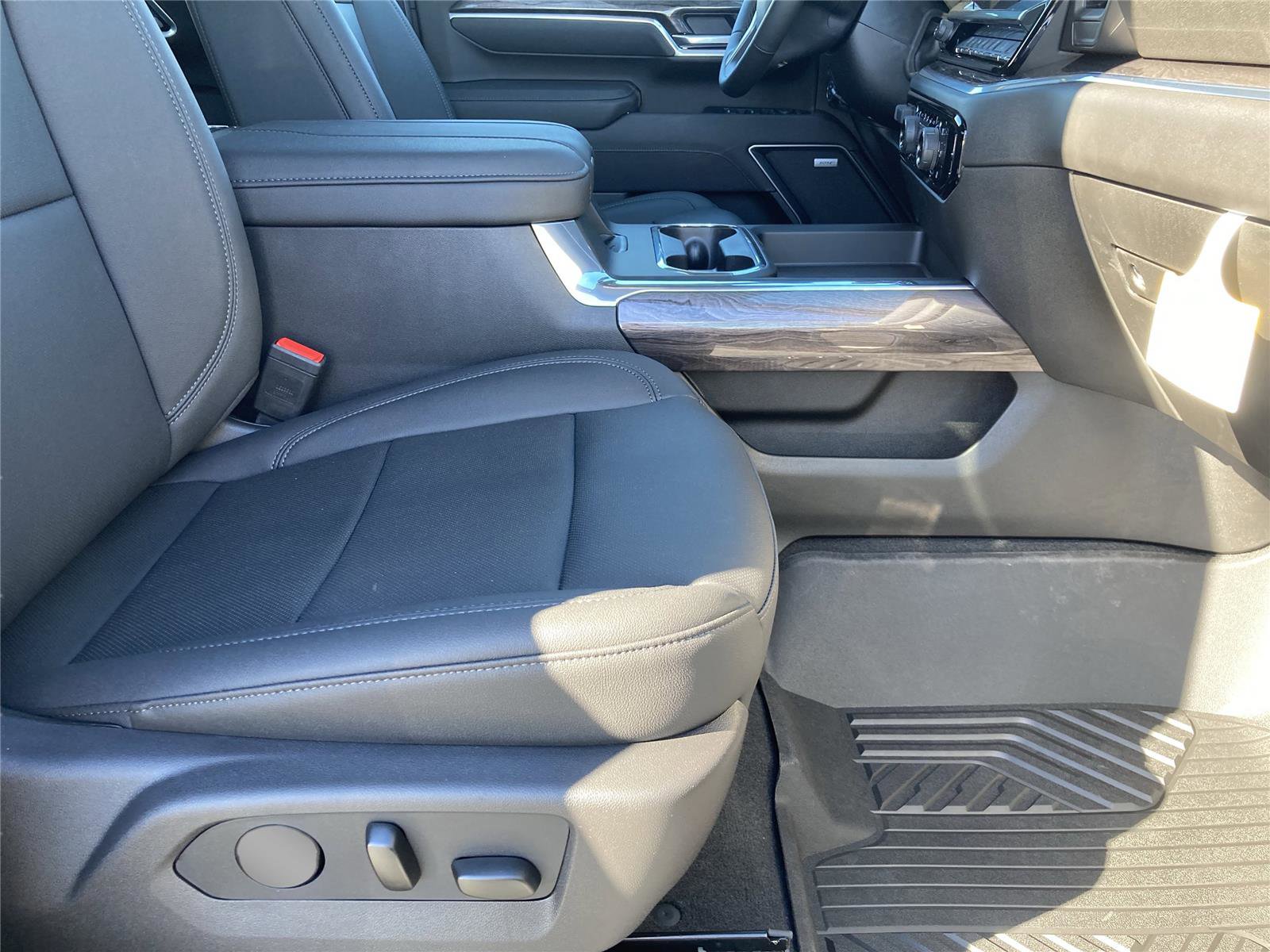 New 2025 Chevrolet Silverado 2500 LTZ w/ LTZ Plus Package image 14